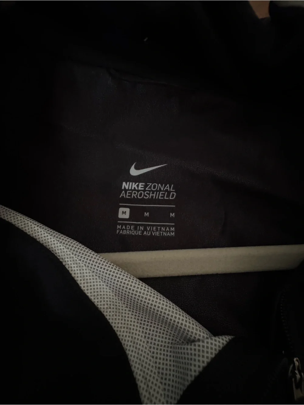 Nike Zonal Aeroshield Women’s Lightweight Running Jacket